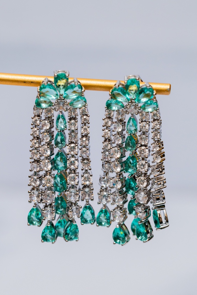 Arete Tiras Cristales Azul Menta CZ