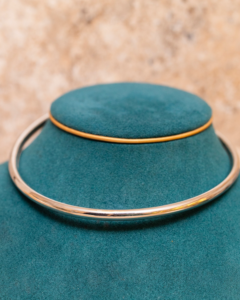 Choker Abierto Liso Duro Plateado