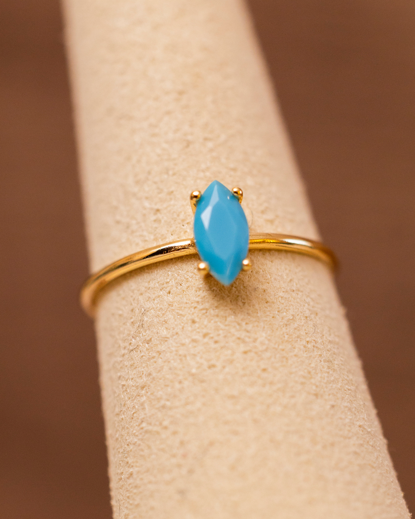 Anillo Forma Diamante Color Centro